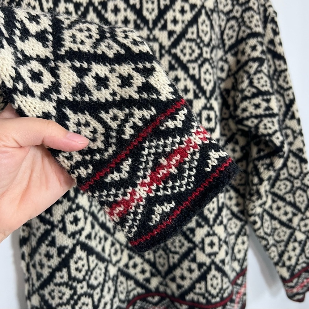 L.L. Bean Vintage Nordic Fair Isle Black Cream Red Wool Blend Cardigan, Size S - Picture 8 of 8